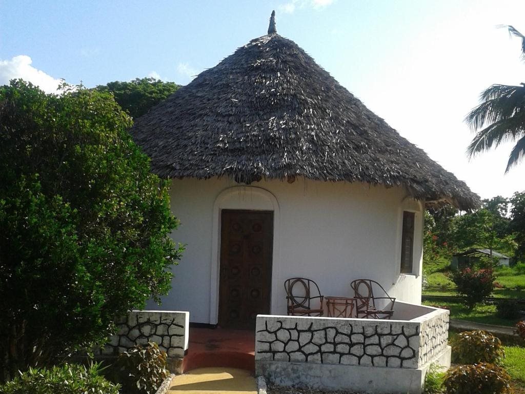 Maars Resort 3* фотосуреті